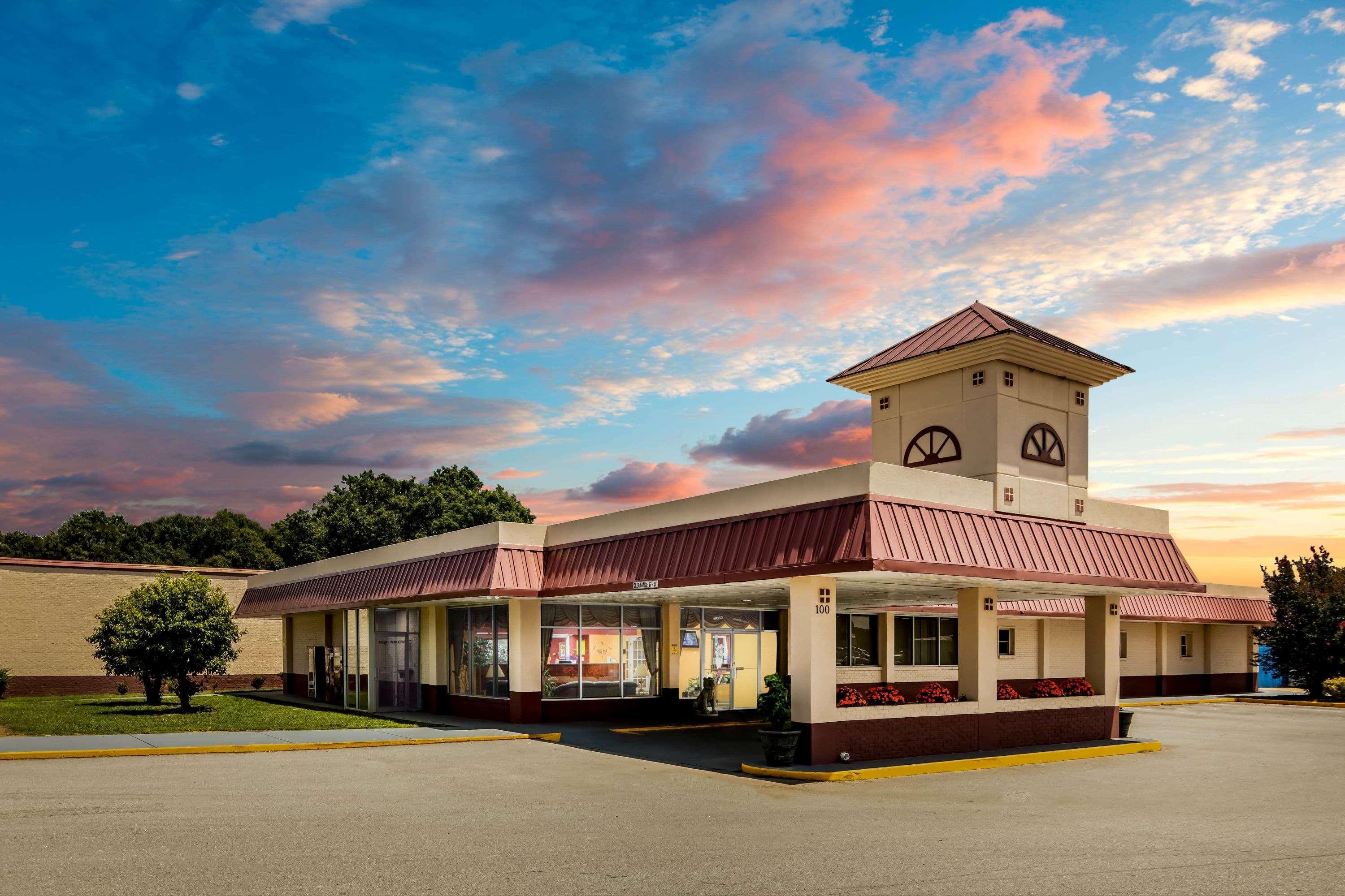 Hotel Super 8 By Wyndham Gaffney Esterno foto