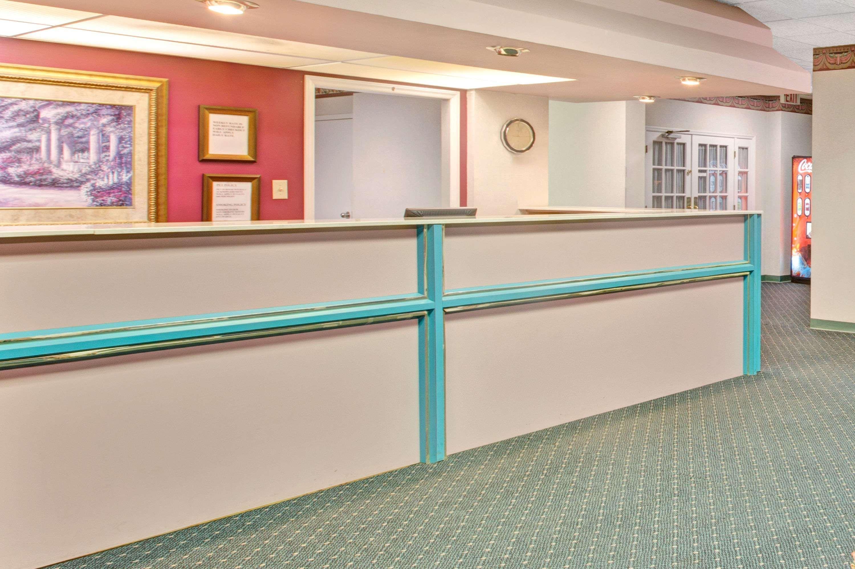 Hotel Super 8 By Wyndham Gaffney Esterno foto